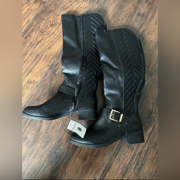 Merona Women’s Riding Boots - Picture 1 of 4